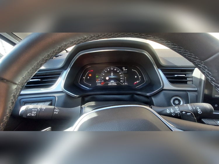 Renault Captur 1.3 TCE 140CV foto 7